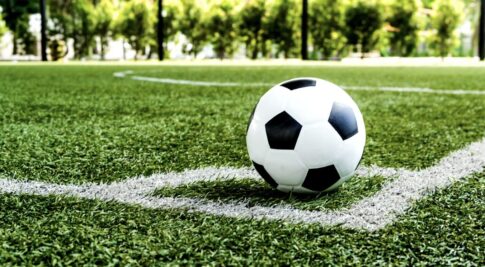 小学生サッカー　ママコーチ　沖縄