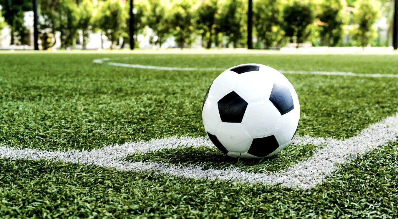 小学生サッカー　ママコーチ　沖縄